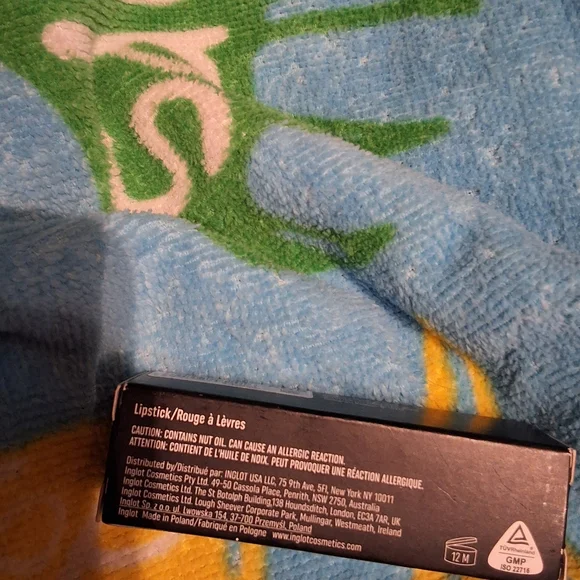 NWT LIPSTICK MATTE #405 - Picture 5 of 5